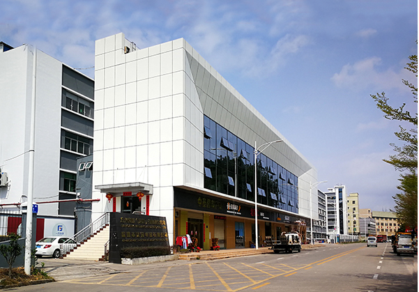 房山住宅公寓幕墙修缮